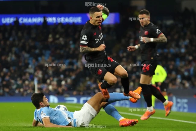 man-city-thua-soc-tai-champions-league (3).jpg