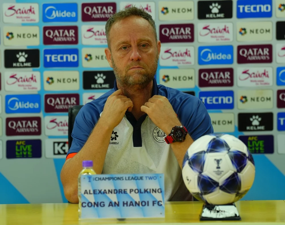 tran-quyet-dinh-cua-clb-cong-an-ha-noi (1).jpeg