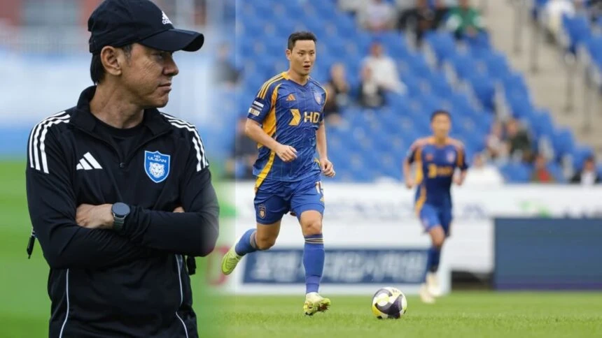 soc-hlv-shin-tae-yong-bi-cao-buoc-tat-vao-mat-cau-thu (2).jpg