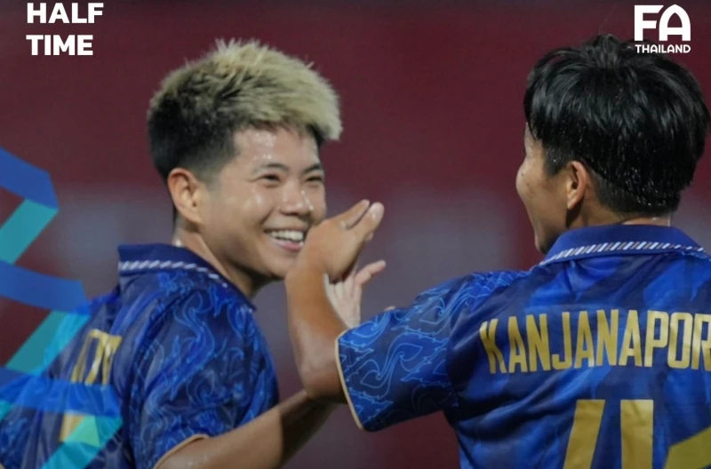 bong-da-thai-lan-de-bep-indonesia-8-0-thach-thuc-nha-vo-dich-viet-nam (2).jpg