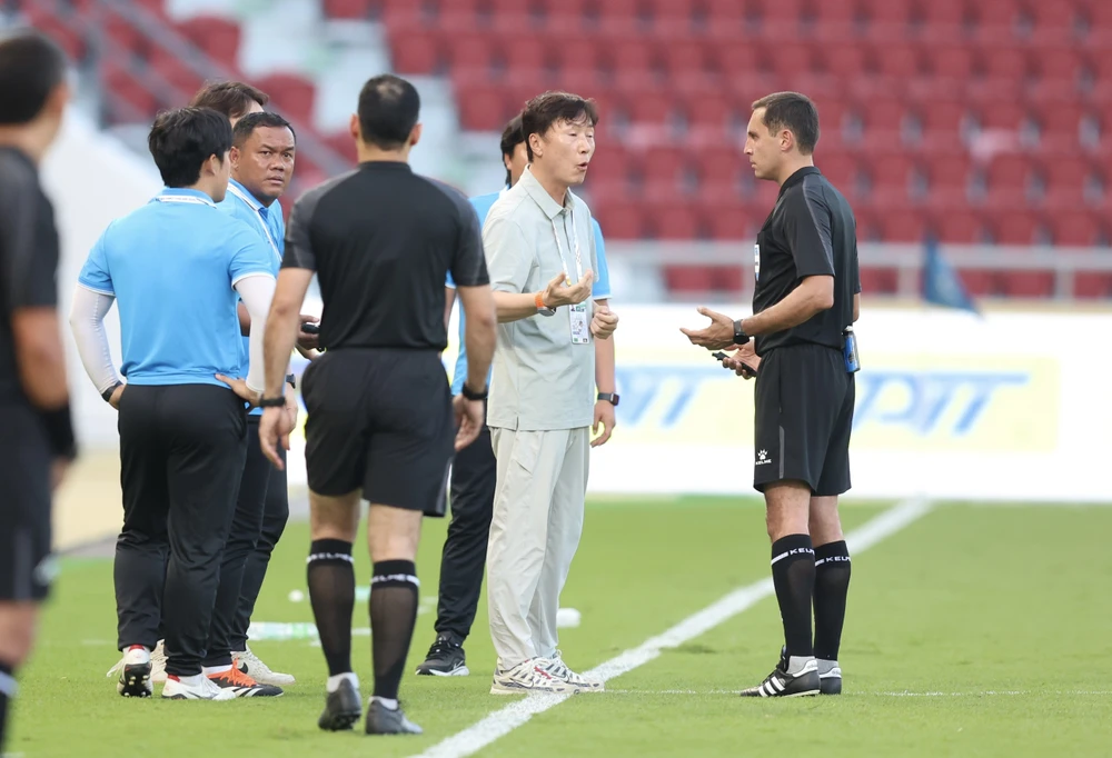 ly-do-hlv-cua-lao-noi-gian-sau-ban-thang-cua-dinh-bac (3).jpg