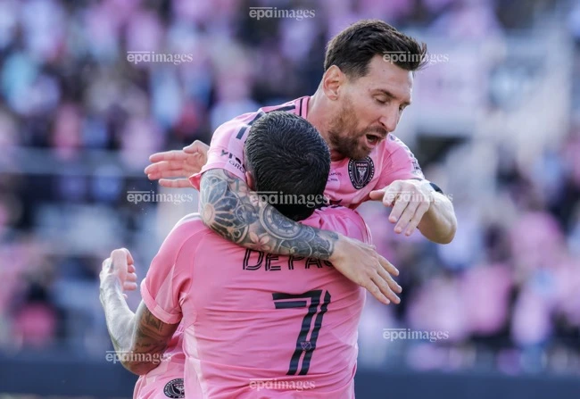 khung-khiep-danh-hieu-vo-dich-thu-48-cua-messi (3).jpg