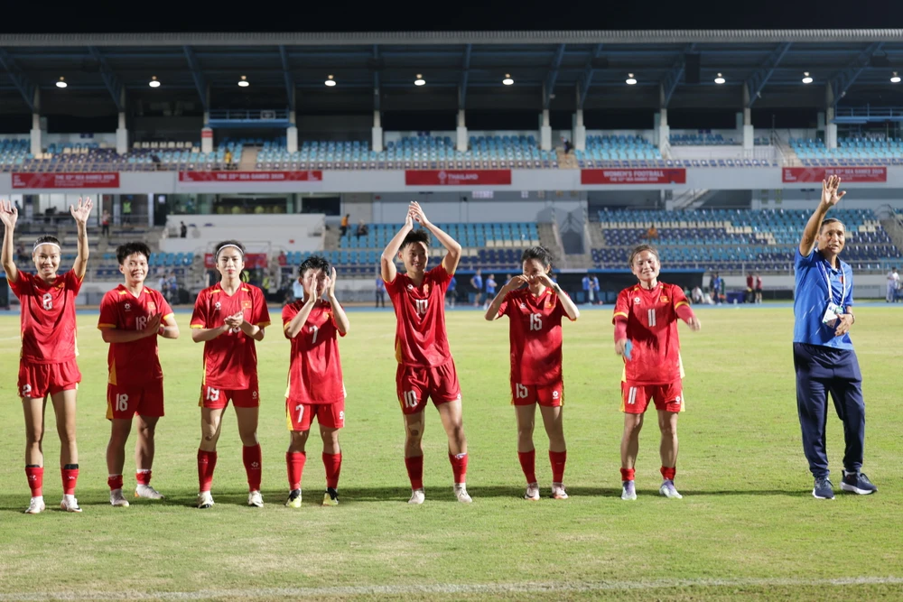 tuyen-viet-nam-roi-vao-the-tu-chien-voi-philippines (3).jpg