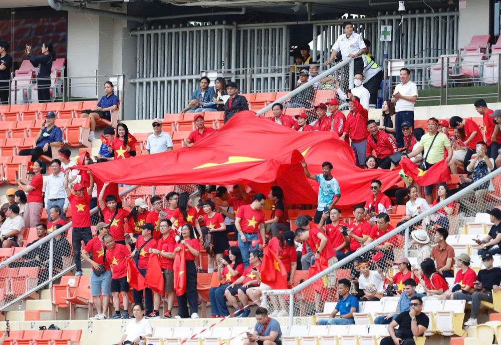 bong-da-viet-nam-de-doa-giac-mong-vang-cua-thai-lan (8).jpg