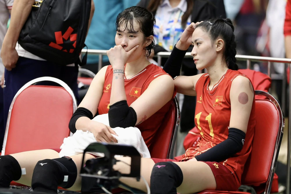 nuoc-mat-nghen-ngao-cua-bong-chuyen-nu-viet-nam (20).jpg