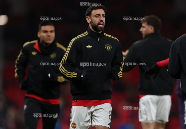 bruno-tiet-lo-gay-chan-dong-man-united-ban-toi-voi-gia-100-trieu-bang (1).jpg