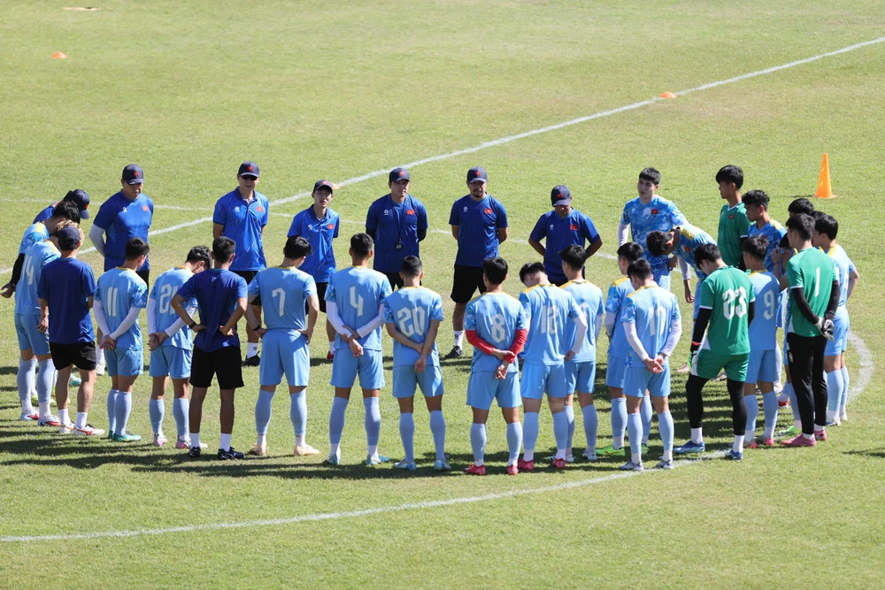 khong-co-phep-mau-cho-u-22-viet-nam (5).jpg