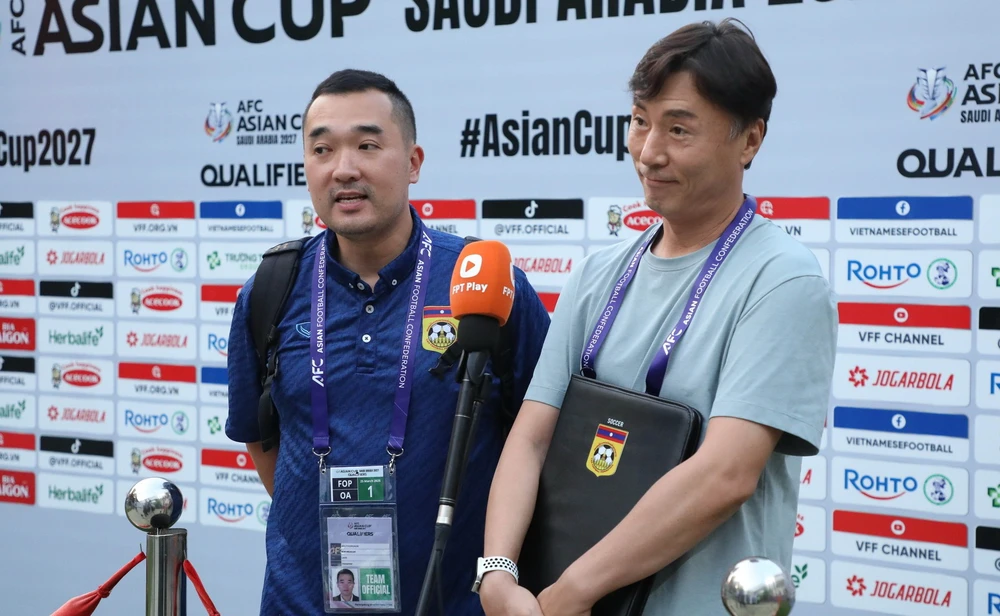 bong-da-lao-chinh-thuc-sa-thai-bai-tuong-cua-hlv-kim-sang-sik (2).jpg