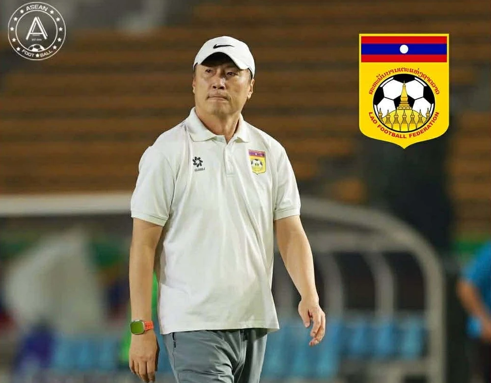 bong-da-lao-chinh-thuc-sa-thai-bai-tuong-cua-hlv-kim-sang-sik (3).jpg