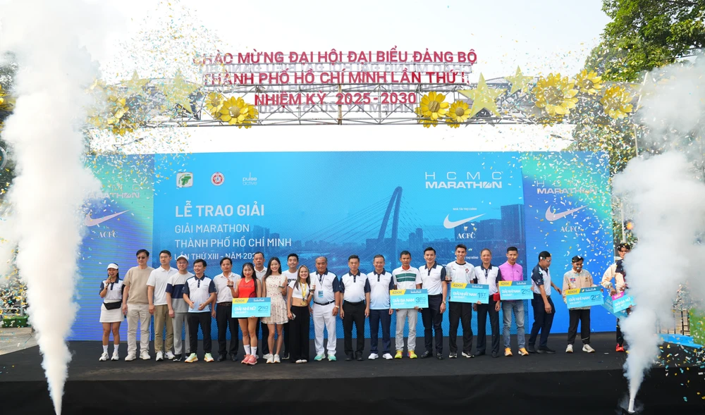 hcmc-marathon-2026-bung-no-y-chi-va-toc-do-tren-tung-cay-so (3).png