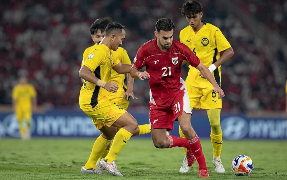 doi-tuyen-viet-nam-rot-hang-xep-sau-thai-lan (1).jpeg