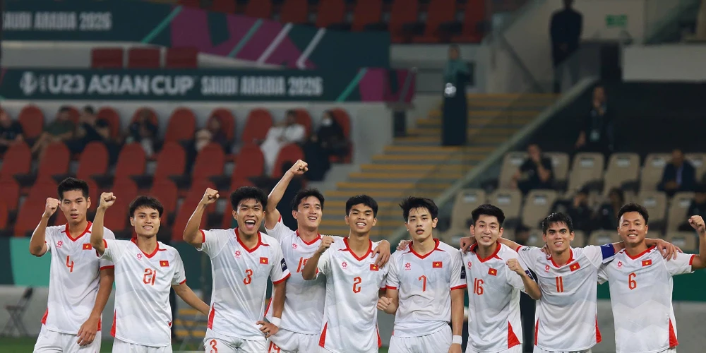 khan-dai-u-23-chau-a-vang-ve-nhung-u-23-viet-nam-van-gay-sot (1).jpg