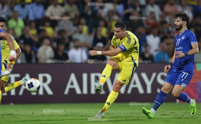 nong-ronaldo-treo-giay-lam-chu-clb-al-nassr (3).jpg