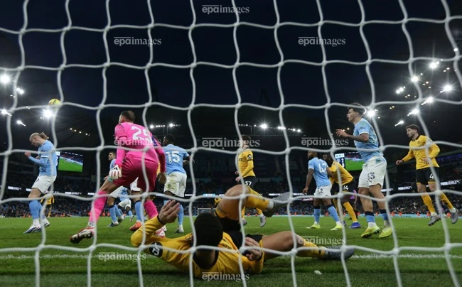 arsenal-cham-1-tay-vao-cup-giai-doan-dien-ro-o-ngoai-hang-anh (2).jpg