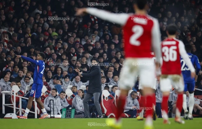 arsenal-cham-1-tay-vao-cup-giai-doan-dien-ro-o-ngoai-hang-anh (4).jpg