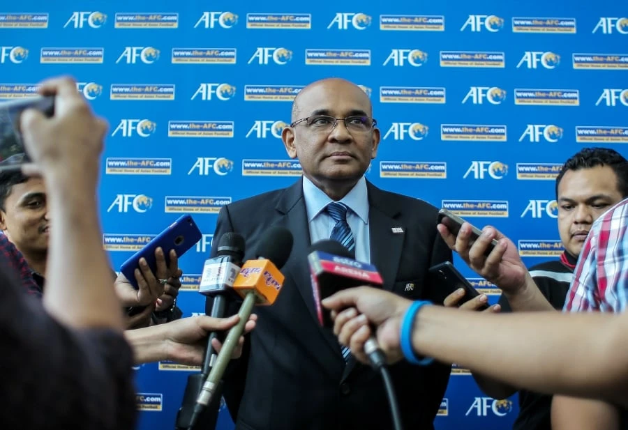 soc-bong-da-malaysia-doi-dien-an-phat-nang-hon-bi-xu-thua-viet-nam-0-3 (2).jpg