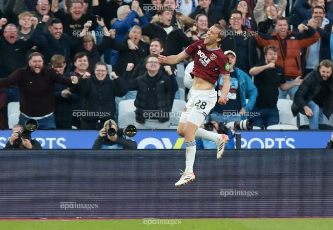 man-united-lo-ro-van-de-nhuc-nhoi-o-premier-league (3).jpg