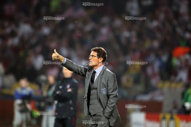 soc-ronaldo-khong-cung-dang-cap-voi-messi (3).jpg