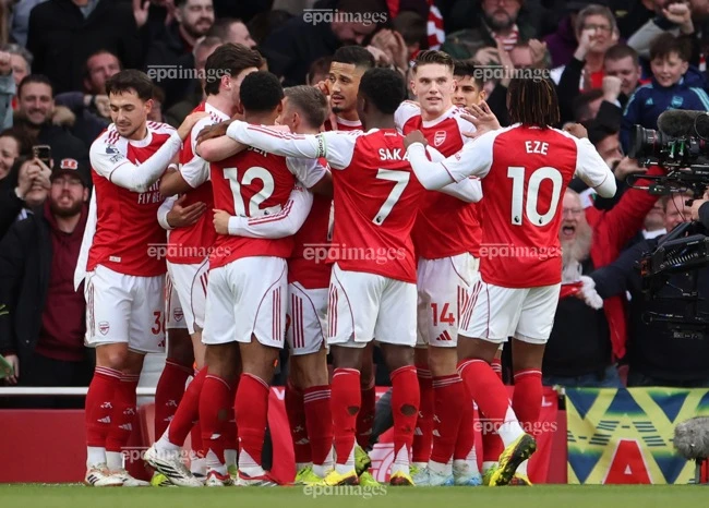 arsenal-am-anh-premier-league-bang-da-phat-goc (1).jpg
