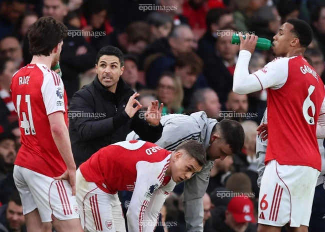 arsenal-am-anh-premier-league-bang-da-phat-goc (3).jpg