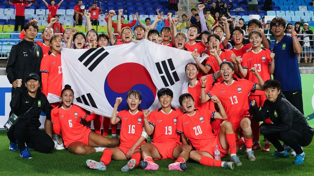 nhat-ban-qua-manh-tuyen-viet-nam-don-duong-di-tiep-o-giai-chau-a (1).jpg