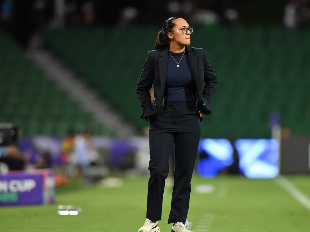 tuyen-viet-nam-van-su-nhu-y-hlv-mai-duc-chung-van-noi-an-may (4).jpg