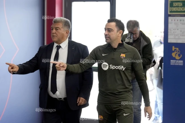 dau-don-messi-bi-ngan-can-tro-lai-barca (3).jpg