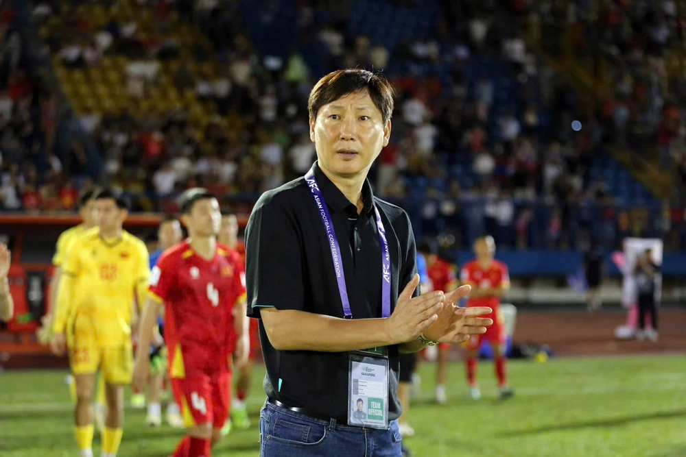 malaysia-roi-loan-va-don-tra-dua-cua-hlv-kim-sang-sik (4).jpg