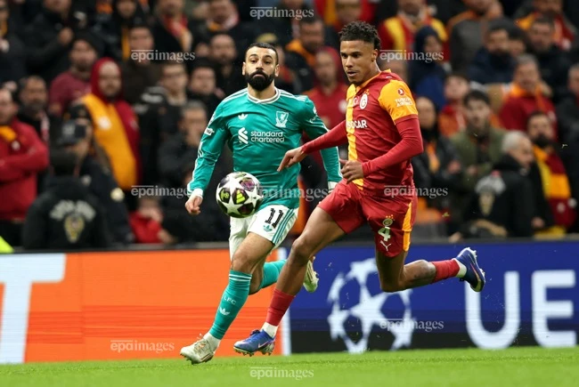 salah-va-hang-loat-tru-cot-chia-tay-liverpool (1).jpg