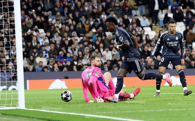 pep-giuardiola-cuoi-ra-nuoc-mat-ai-cung-muon-man-city-sa-thai-toi (1).jpg