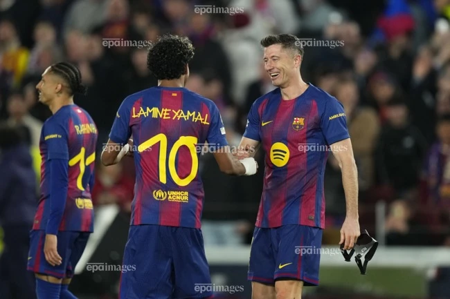 barcelona-huy-diet-7-2-lo-dien-8-ong-lon-vao-tu-ket-champions-league (1).jpg