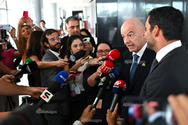 iran-tu-choi-da-world-cup-o-my-va-phan-ung-quyet-liet-cua-fifa (1).jpg