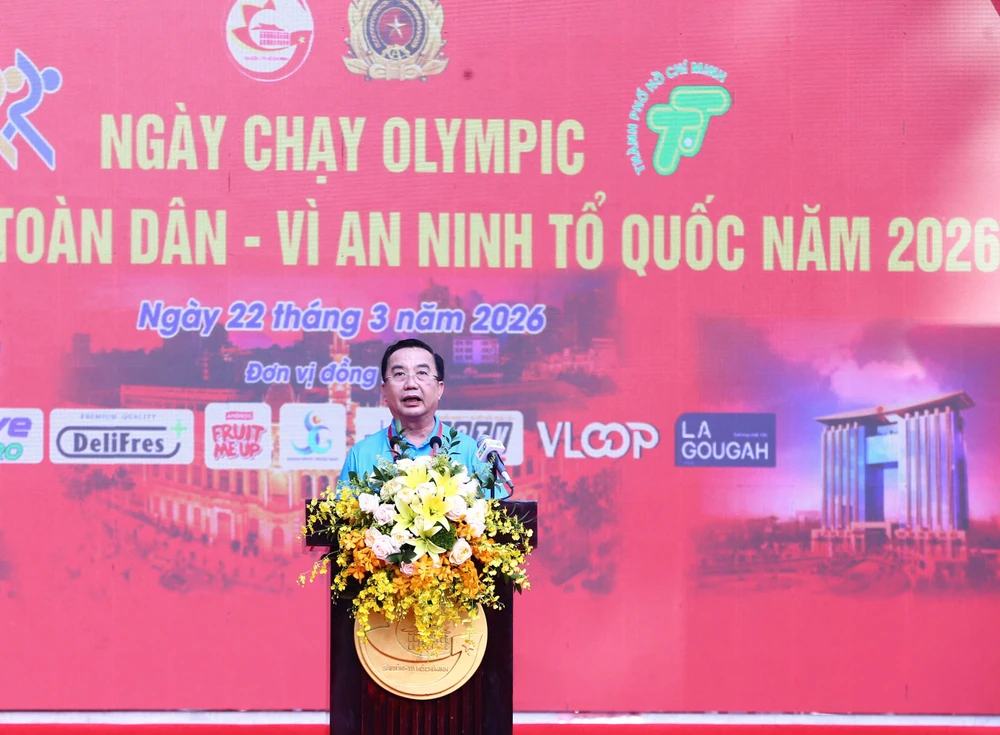 hon-6-000-nguoi-o-tp-hcm-bung-no-trong-ngay-chay-olympic (4).jpg