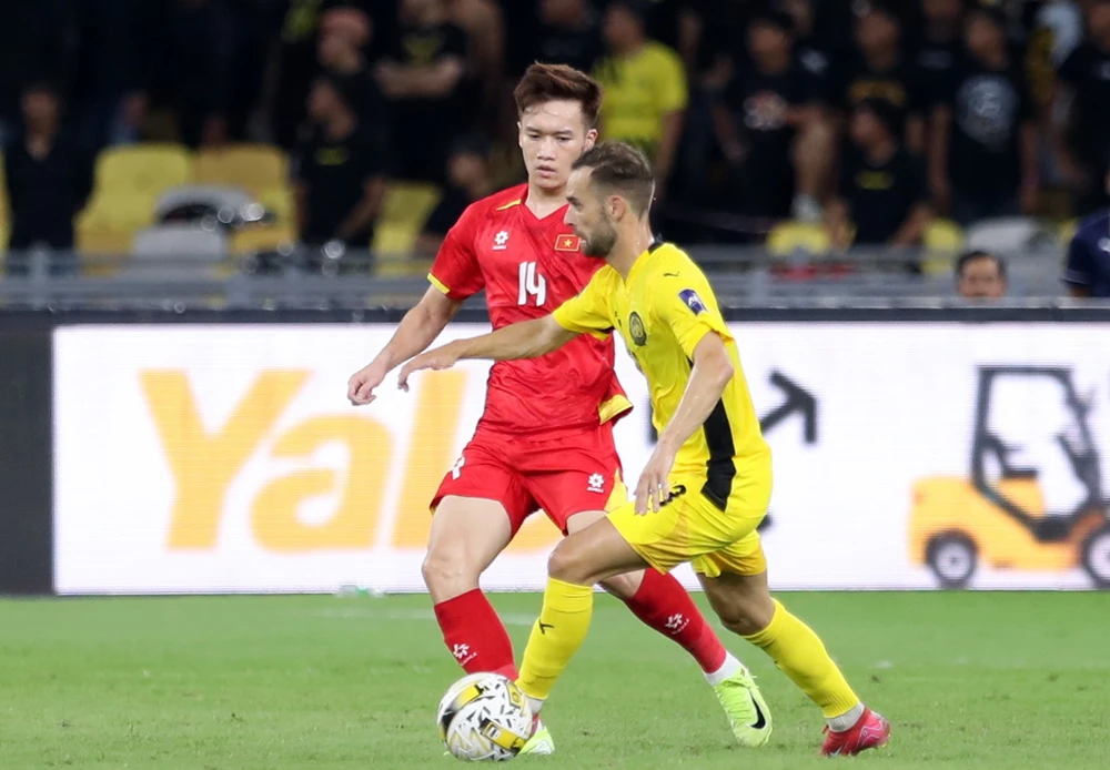 malaysia-keo-quan-sang-thien-truong-doi-danh-du (2).jpg