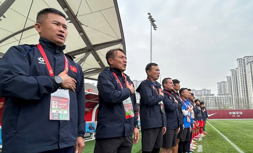 dai-chien-viet-nam-thai-lan-nay-lua-tai-cfa-cup (4).jpg