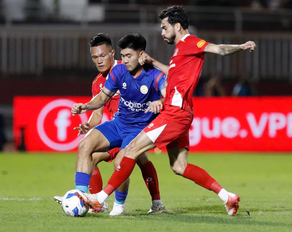 soc-gian-diep-brazil-cua-malaysia-bat-mi-cach-ha-tuyen-viet-nam (2).jpg