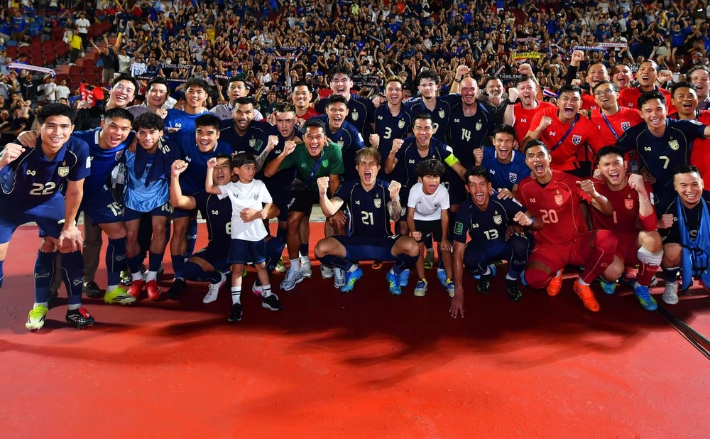 sau-indonesia-malaysia-viet-nam-doi-tuyen-thai-lan-tang-cuong-ngoai-binh-nhap-tich (2).jpg