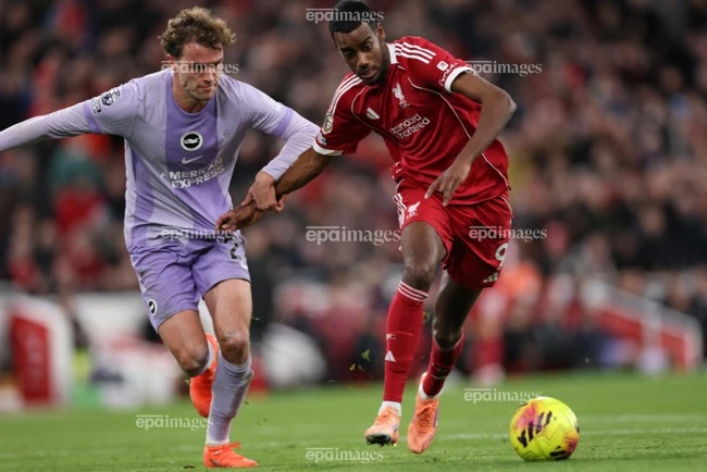 sieu-dai-chien-champions-league-he-lo-su-that-phu-phang-ve-liverpool (1).jpg