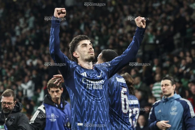 giua-lan-ranh-sinh-tu-champions-league (4).jpg