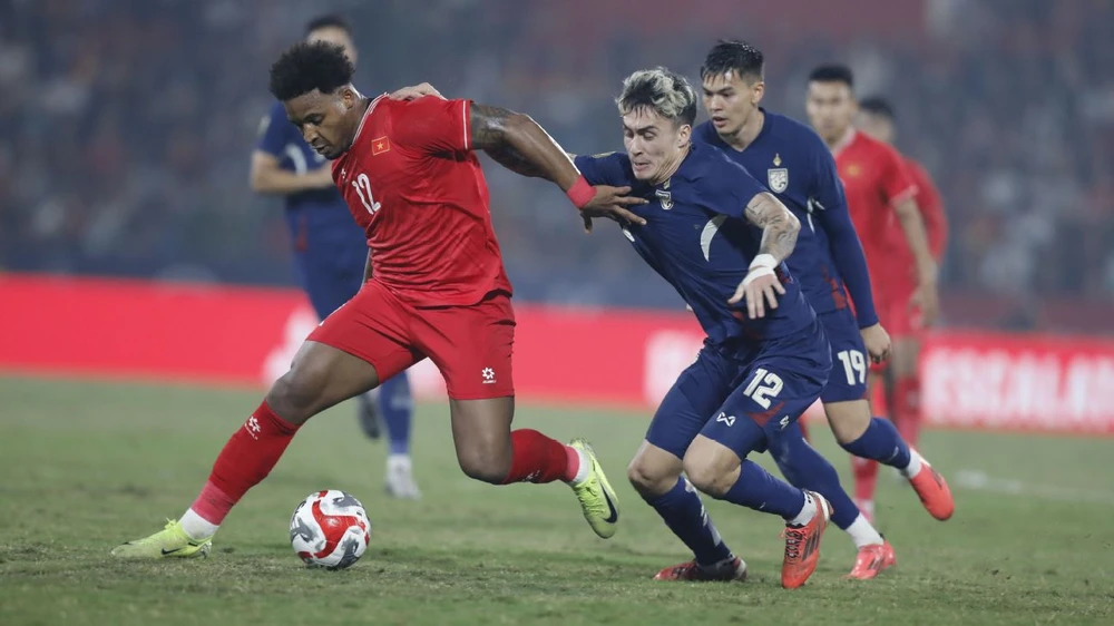 tuyen-thai-lan-trieu-hoi-hang-chau-au-quyet-gay-soc-asian-cup (1).jpg