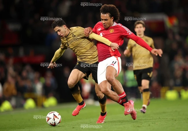 soc-mu-ban-hang-loat-ngoi-sao (3).jpg