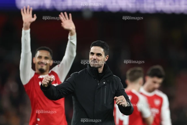 arsenal-danh-sap-giac-mo-lat-do-cua-man-city (3).jpg