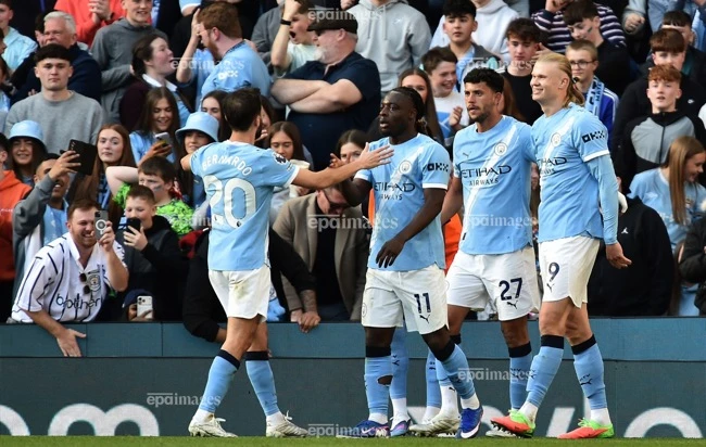 arsenal-thoat-the-do-man-city-rong-cua-vo-dich (3).jpg