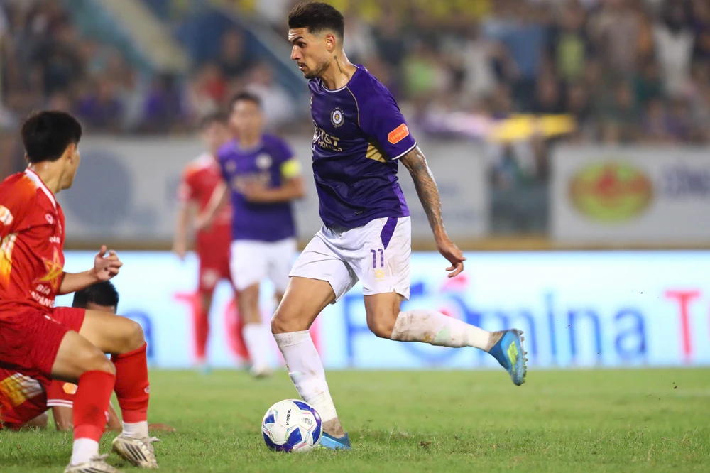 ngoai-binh-ap-dao-tien-linh-roi-tu-do (1).jpg