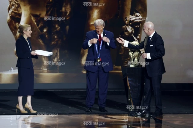 nong-iran-dap-tra-gay-gat-de-xuat-tuyen-y-thay-the-du-world-cup (1).jpg