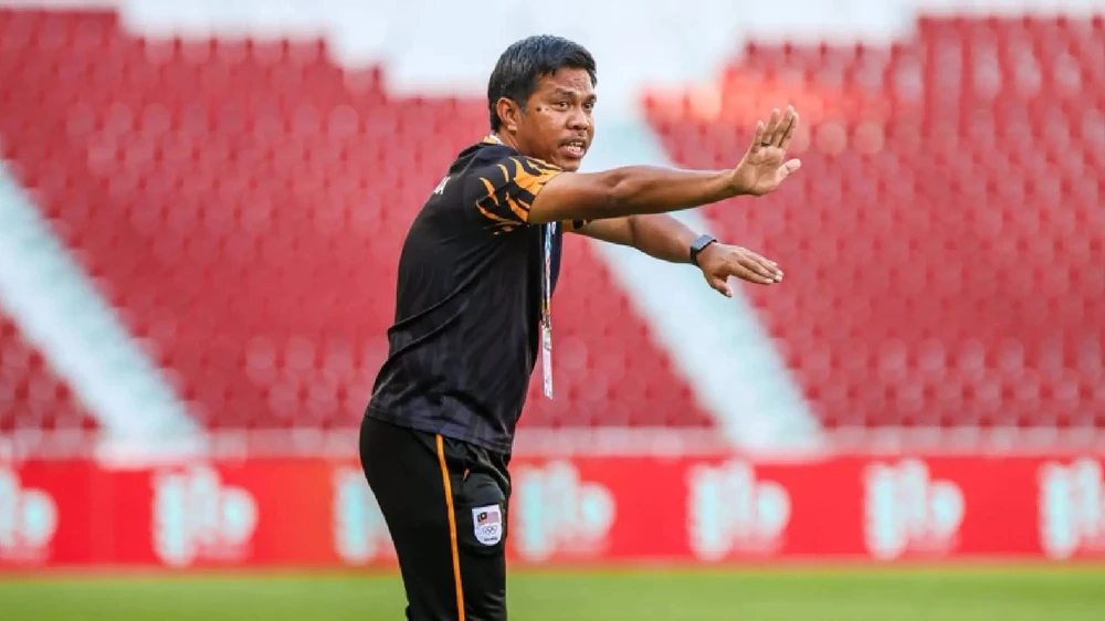 hlv-cua-malaysia-chi-ra-thu-vu-khi-qua-mat-viet-nam-o-chung-ket (1).jpg