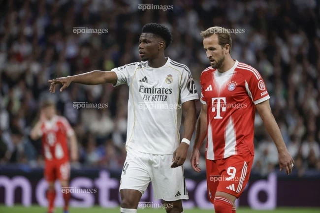 man-united-gay-soc-khi-mua-cung-luc-9-cau-thu (2).jpg