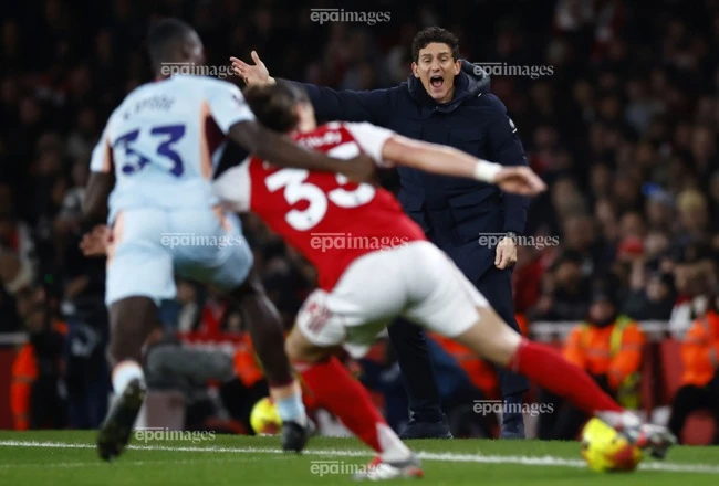 mu-de-sap-bay-brentford-ngay-tai-old-trafford (3).jpg