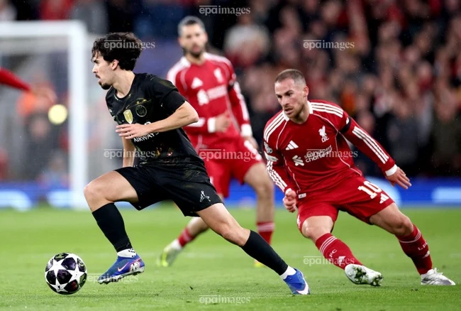 psg-co-doi-hinh-day-du-bayern-meo-mat-truoc-dai-chien-ban-ket (4).jpg