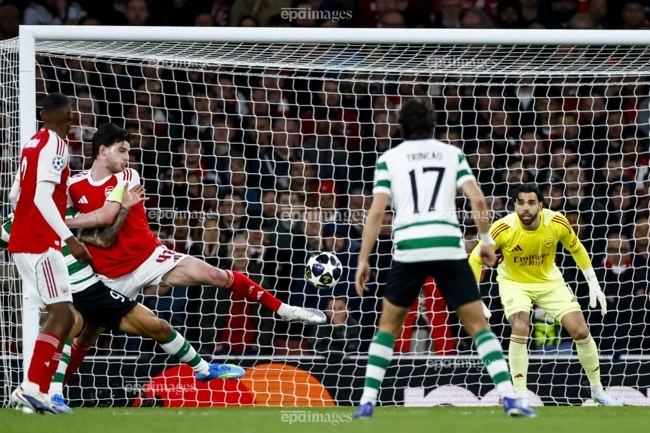 ban-ket-champons-league-luot-di-atletico-madrid-arsenal-3-3 (1).jpg